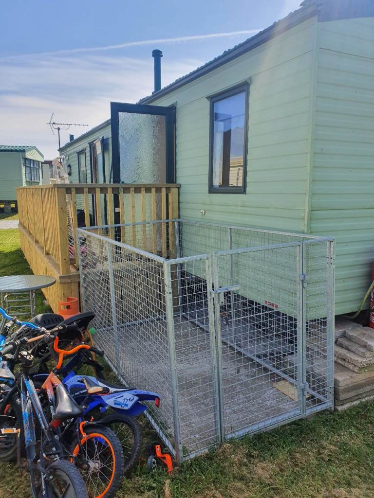 8x4 galvanised dog pen and indoor cage