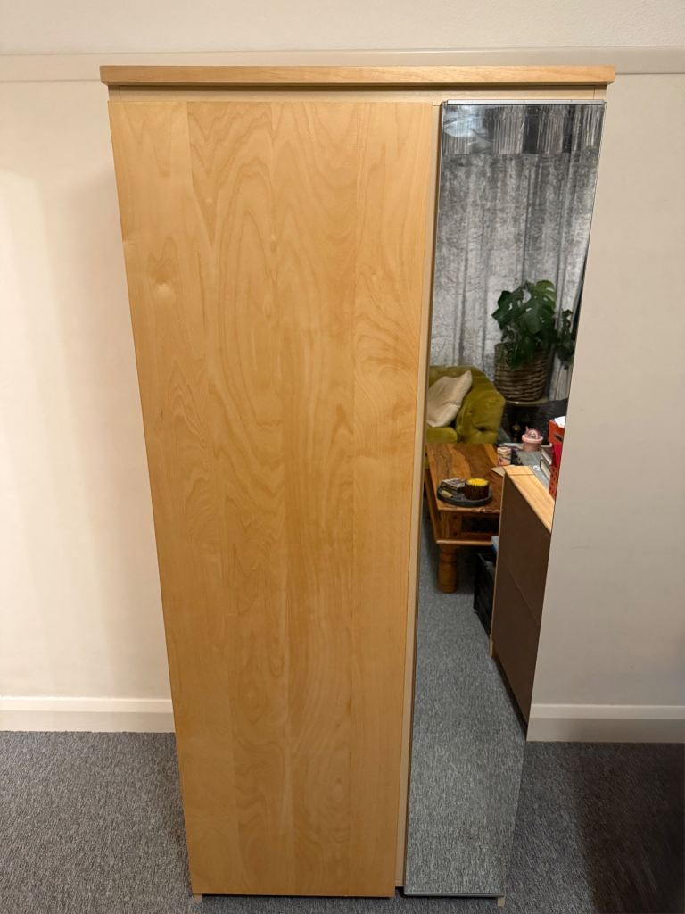 Ikea pax 2 door wardrobe / mirrored wardrobe 