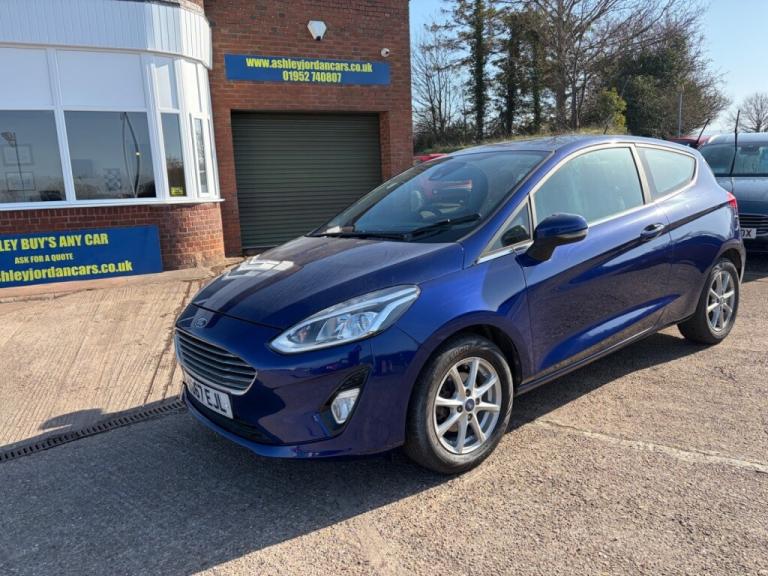  Ford Fiesta 1.1 Zetec 3dr BIG MEDIA SCREEN, APPLE CAR PLAY Petrol