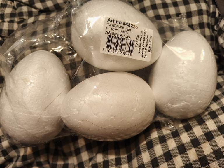 New Polystyrene Foam Eggs and Balls for Crafts mixed sizes over 30pc