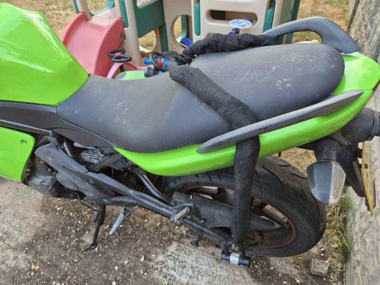 Kawasaki, ER, 2008, 649 (cc)