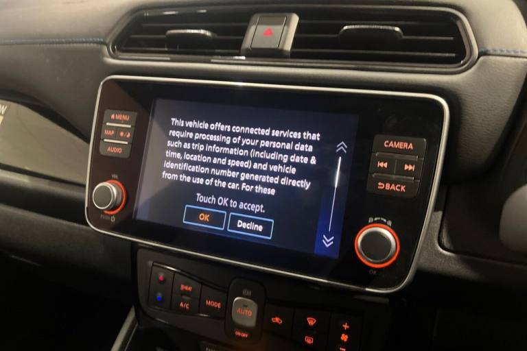 2022 72 NISSAN LEAF 39KWH N-CONNECTA HATCHBACK 5DR ELECTRIC AUTO (150 PS) TECH P