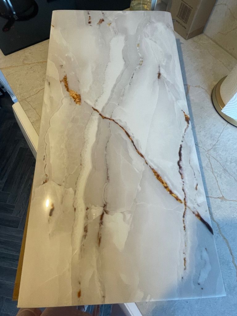 Kitchen/bathroom tiles