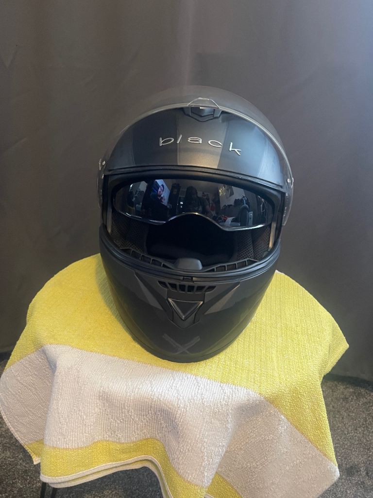 Black Optimus II Destination Flip Front Motorcycle Helmet & Visor Kit Kit Used and cover 