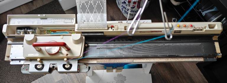 Knitting Machine  Knitmaster 360