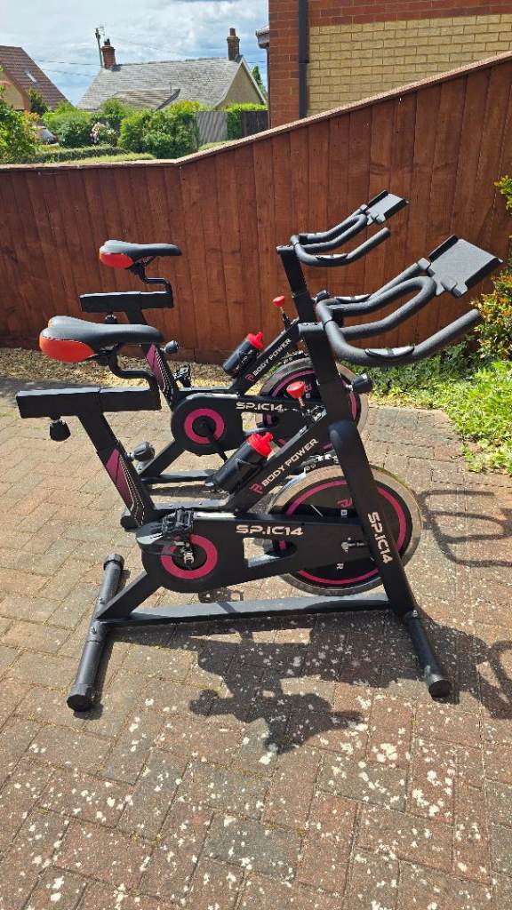 Spinning bikes x2