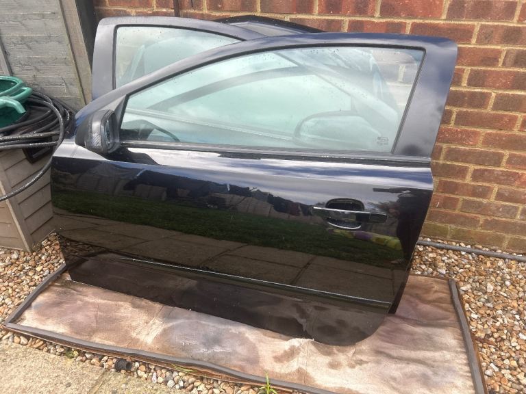 Vauxhall Astra H VXR LH passenger door Black Z20R