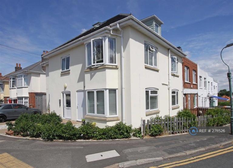 image for 2 bedroom flat in Marie Court, Bournemouth, BH9 (2 bed) (#2711526)
