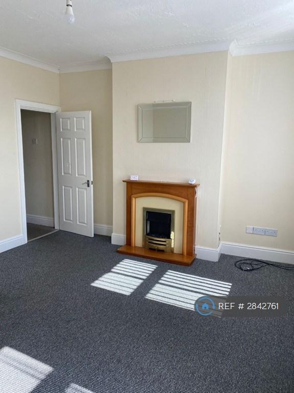 1 bedroom flat in Finkle Street, Stainforth, DN7 (1 bed) (#2842761)