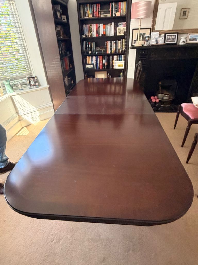 Extendable Dark Wood Dining Table – Good Condition