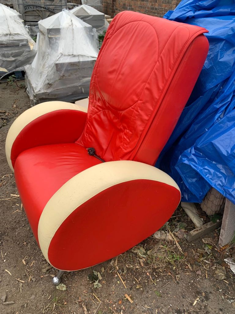  Free Massage chair