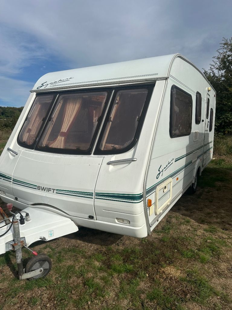 Swift signature 2003 caravan 