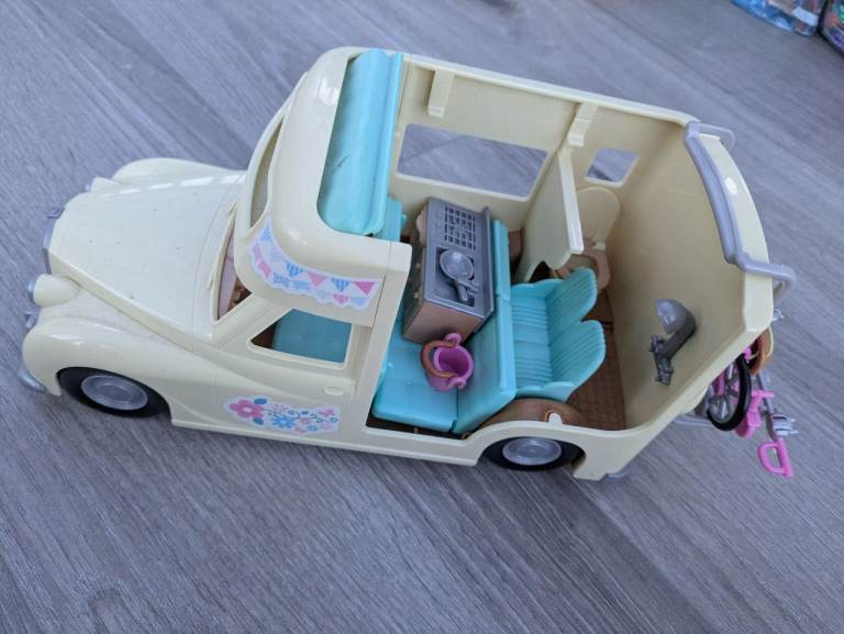 Sylvanian families camper van