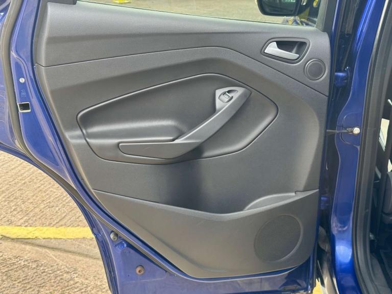 2014 Ford Kuga 2.0 Kuga Titanium 4x2 TDCi 5dr - NATIONAL DELIVERY* SUV Diesel Manual