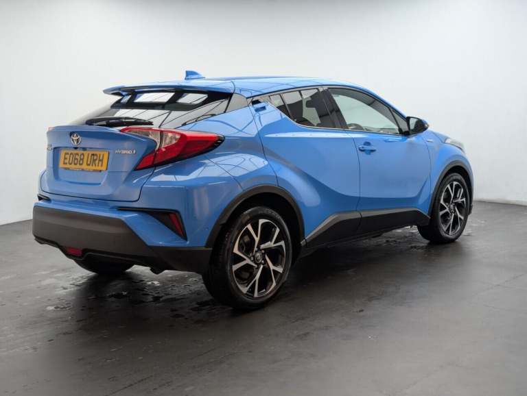  Toyota C-HR 1.8 VVT-h Design SUV 5dr Petrol Hybrid CVT Euro 6 (s/s) (122 ps) - HEATED S Petrol/E...