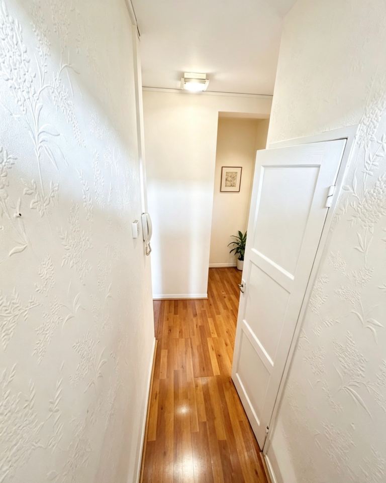 SPACIOUS 4-DOUBLE BEDROOM HOME | CANNING HOUSE, W12 