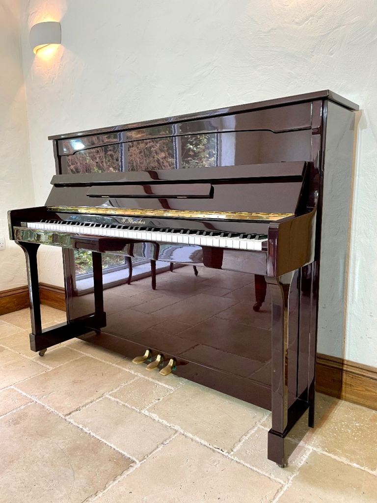 W. Streicher S115 Upright Piano c.2000 – German-Engineered, Exceptional Condition
