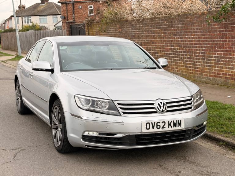 Volkswagen, PHAETON, Saloon, 2012, Semi-Auto, 2967 (cc), 4 doors