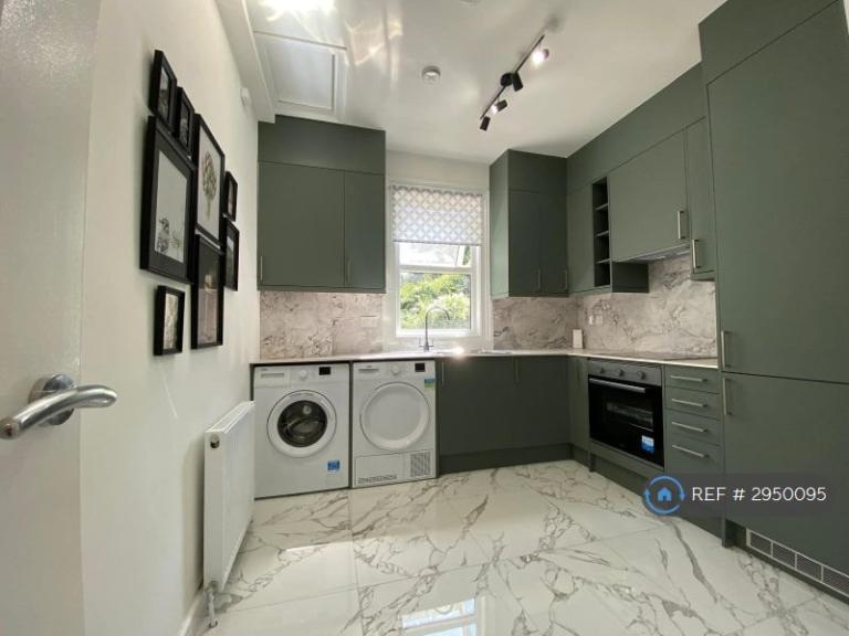 1 bedroom in Floyd Road, London, SE7 (#2950095)