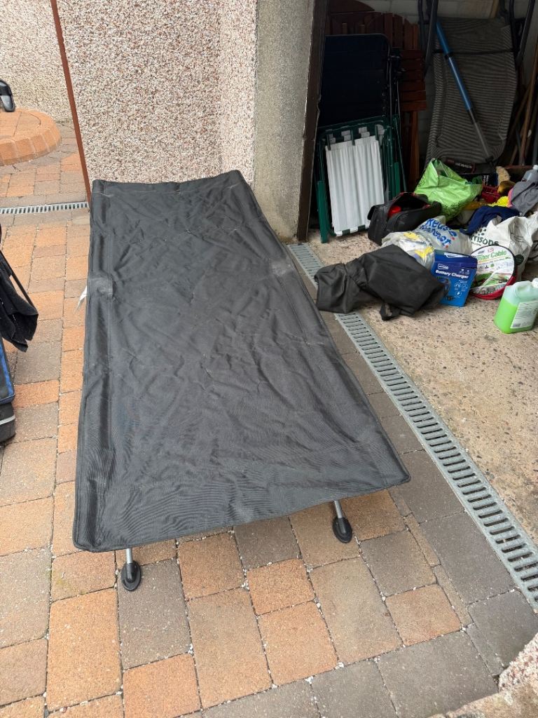 Camp bed