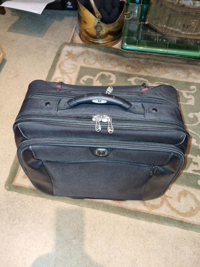 Wenger Swissgear Potomac 17" Laptop Case / Overnight Bag Roller Black