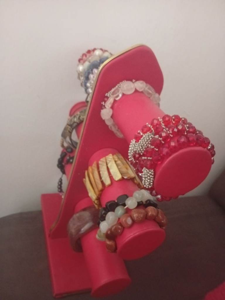 Crystal and custom jewellery