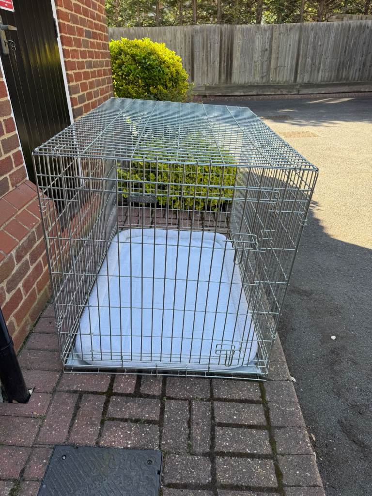 Ellie-Bo metal silver XL 48 inch Folding Dog Cage/Crate with metal tray and Dog Bed Mat