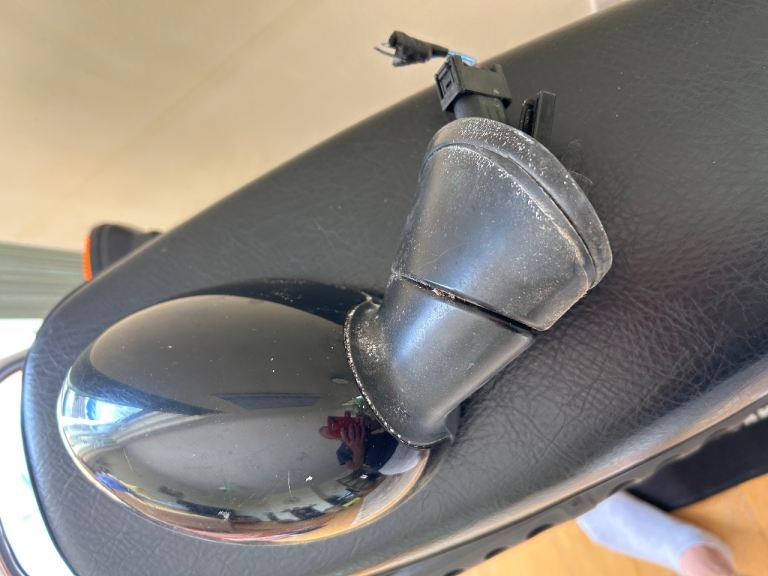 Mini wing mirror 