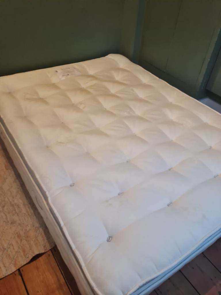 Hypnos Premier Deluxe King Size Pillow Top Mattress