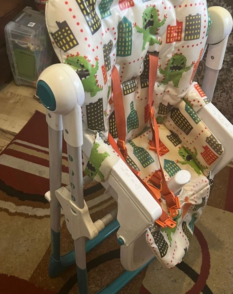 High chair 