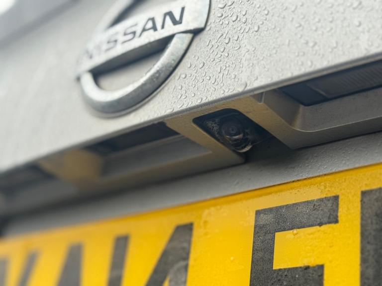 2014 Nissan Qashqai 1.5 dCi Tekna 5dr HATCHBACK DIESEL Manual