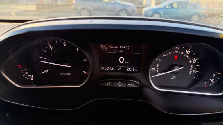 2012 Peugeot 208 1.4 HDi Allure 5dr HATCHBACK Diesel Manual