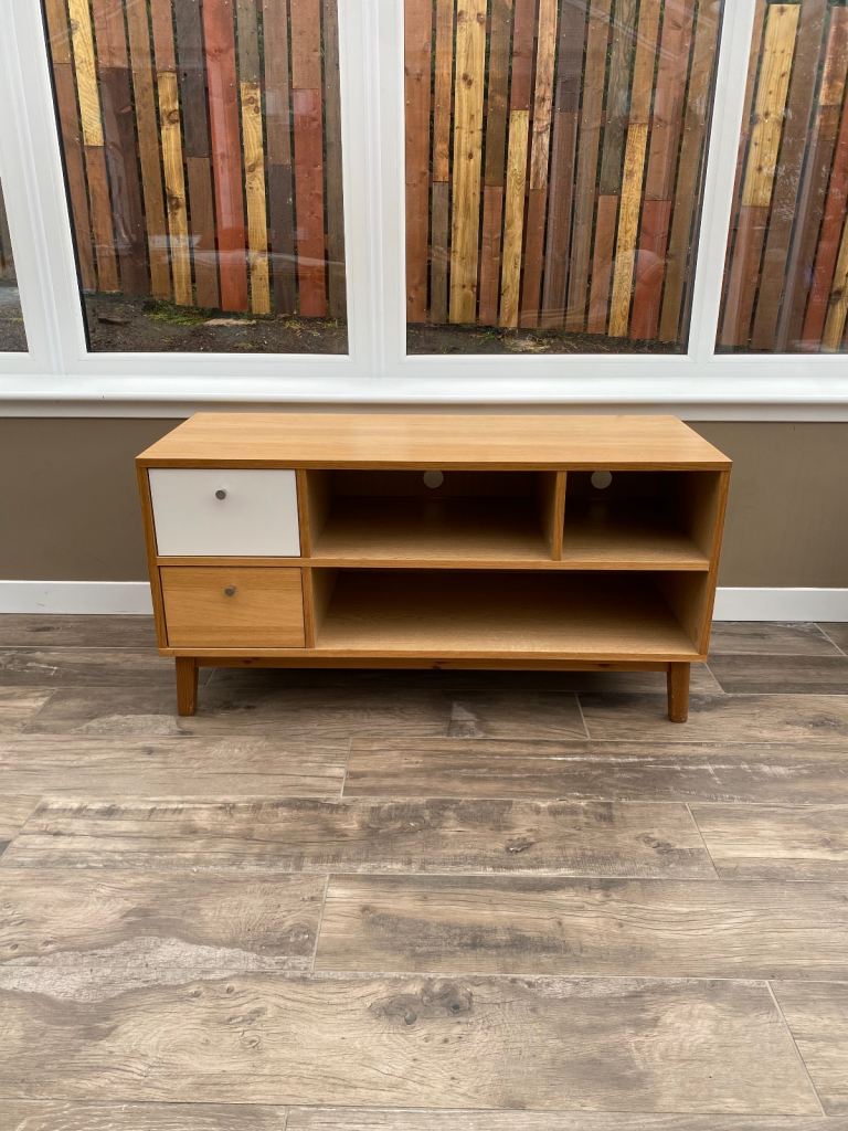 Large TV Unit - Fantastic Condition Oak