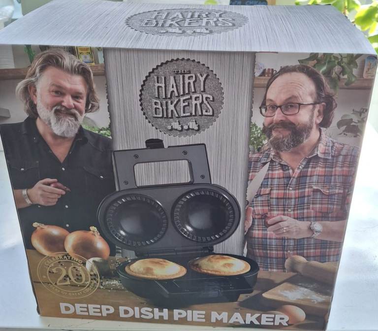 Hairy Bikers Deep dish pie maker - brand new