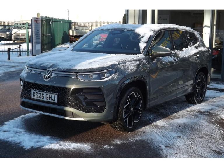 2025 Volkswagen Touran TSI eHybrid R-Line Edition SUV HYBRID Automatic