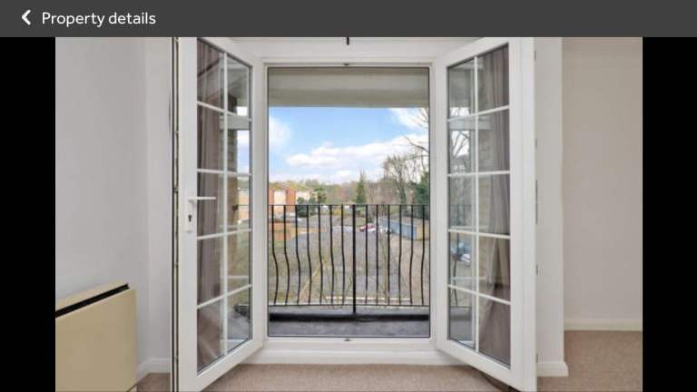 3 BHK flat available for rent in Staines 