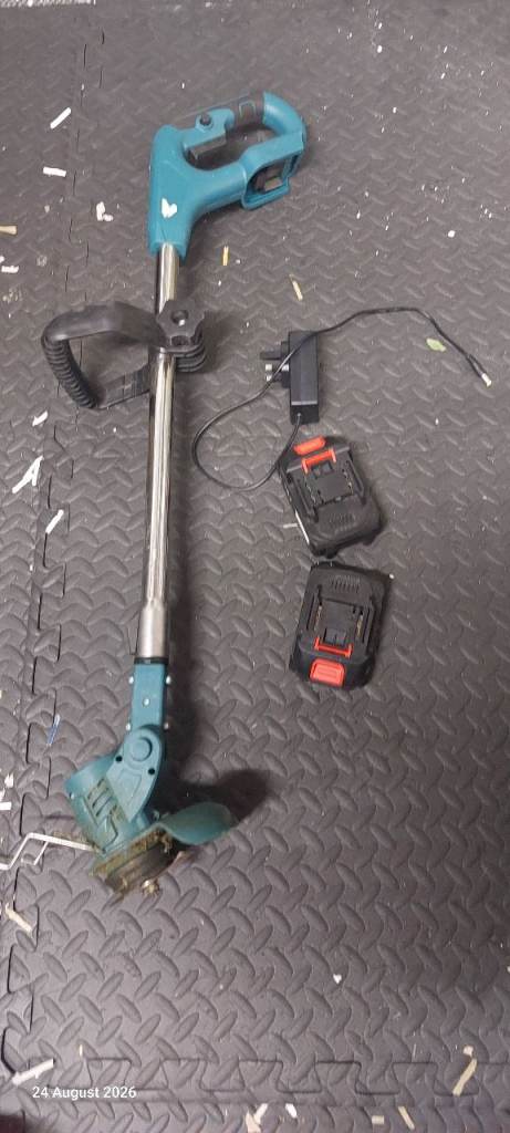 Cordless Grass Trimmer with 2 Batteries and Charger