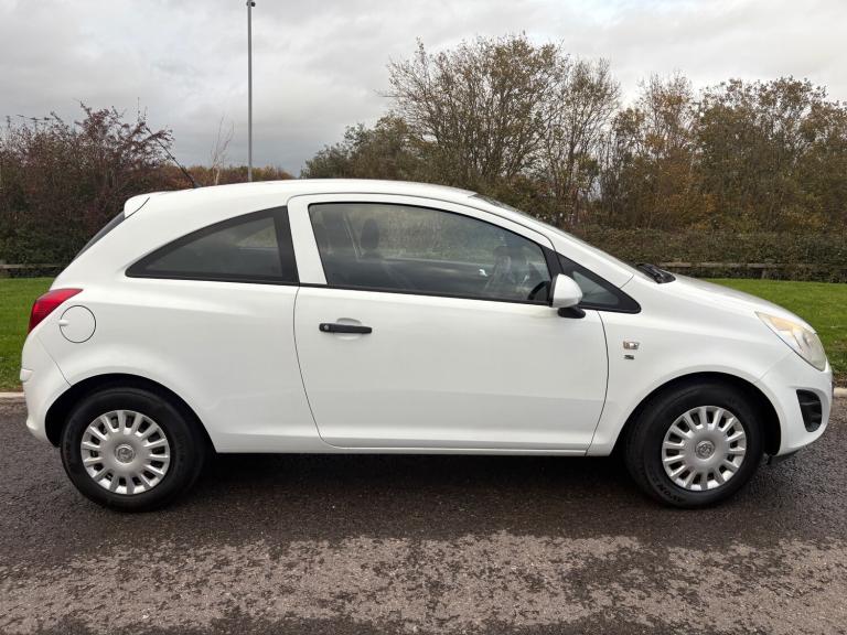 2013 Vauxhall Corsa 1.2 S 3dr HATCHBACK Petrol Manual