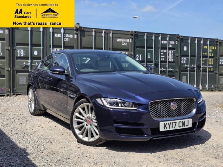 2017 Jaguar XE 2.0d Portfolio Saloon 4dr Diesel Auto Euro 6 (s/s) (180 ps) Saloon Diesel Automatic