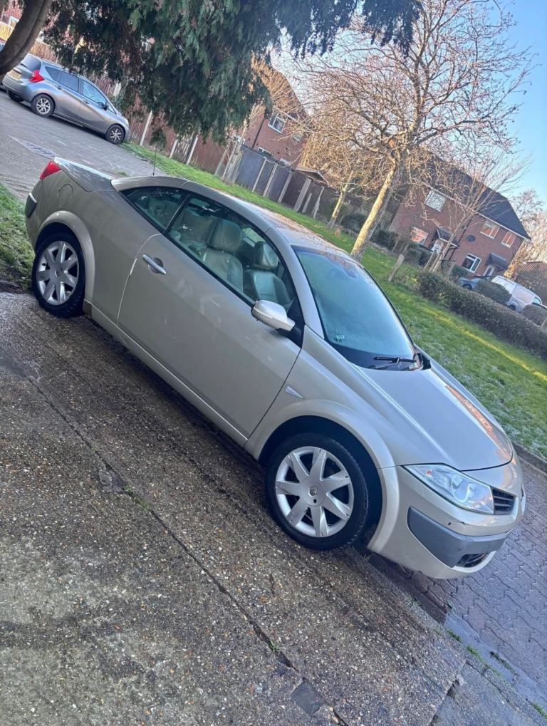 Renault, MEGANE, Convertible, 2007, Manual, 1598 (cc), 2 doors