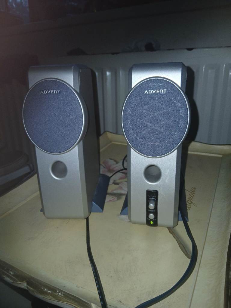 Advent PC Speakers - Silver, Good Condition