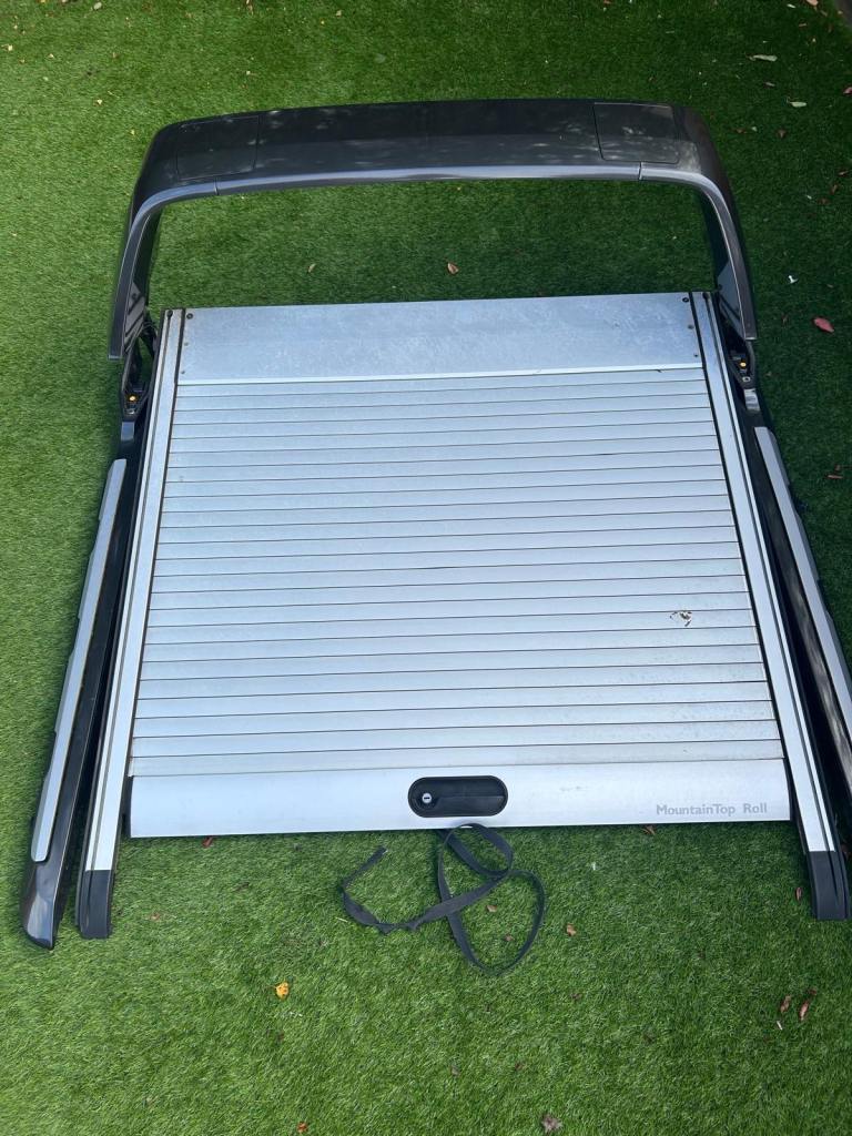 Ford Ranger 3.2 Mountain Top Roller Shutter
