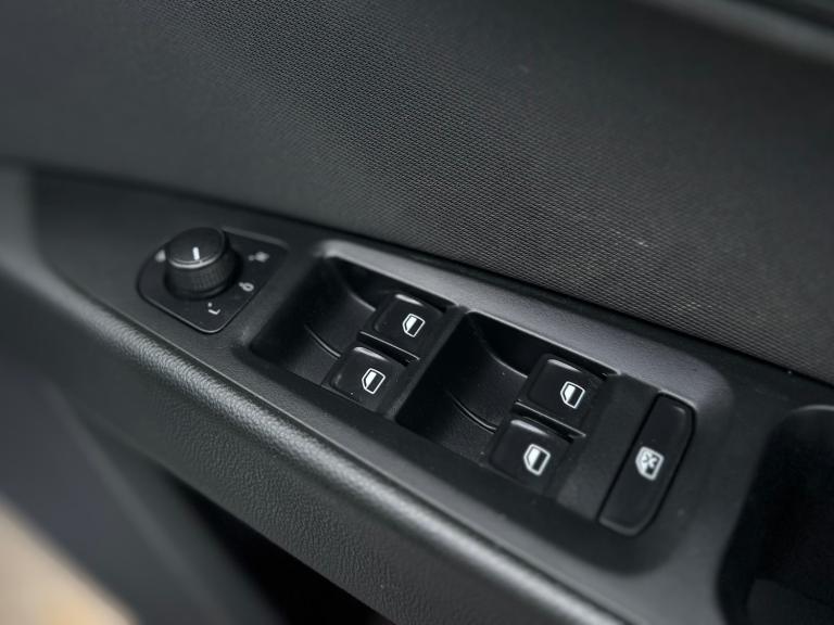 2014 SEAT Leon 1.2 TSI 110 SE 5dr HATCHBACK Petrol Manual