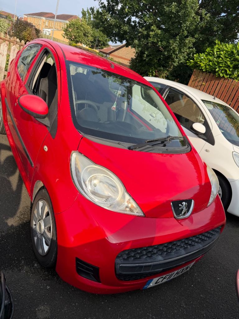 Peugeot, 107, Hatchback, 2011, Manual, 998 (cc), 5 doors