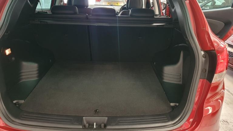 HYUNDAI IX35* 1.7 Crdi * 2wd* DIESEL*26,000 MILES* 1 OWNER* FULL S/HISTORY 