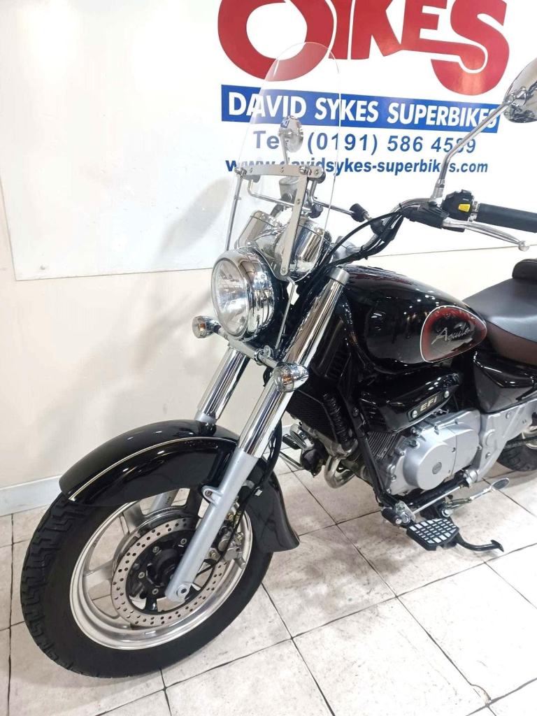 Hyosung GV 250 N  CUSTOM CRUISER 18-REG ONLY 4194 MILES WITH EXTRAS £2599.OTR