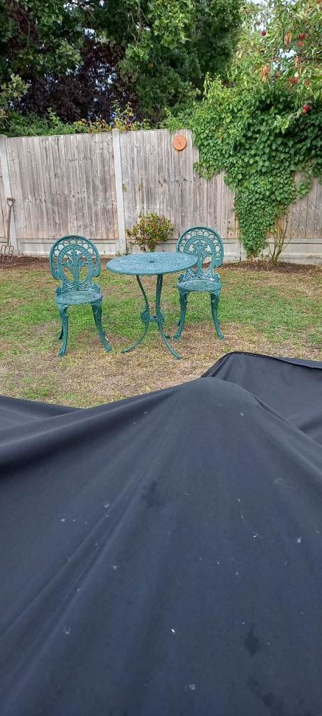 Green Metal Garden Bistro Set - Table and 2 Chairs