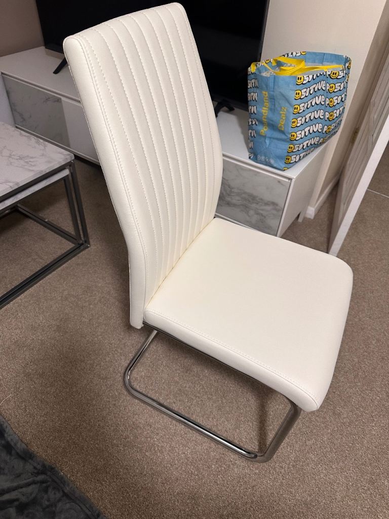 4x faux leather dining chairs 