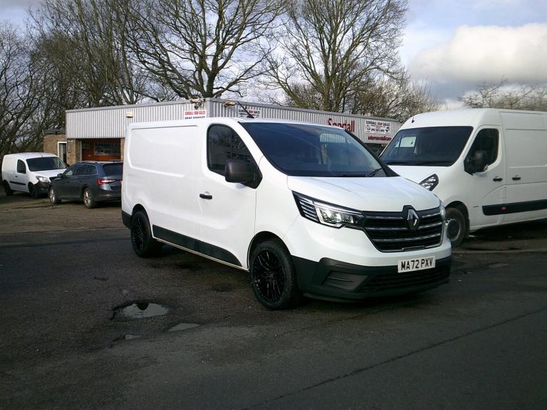 Renault Trafic BLUE DCi,2022,72 REG,WHITE,ALLOYS,AIRCON,ONLY 101k,VERY CLEAN VAN