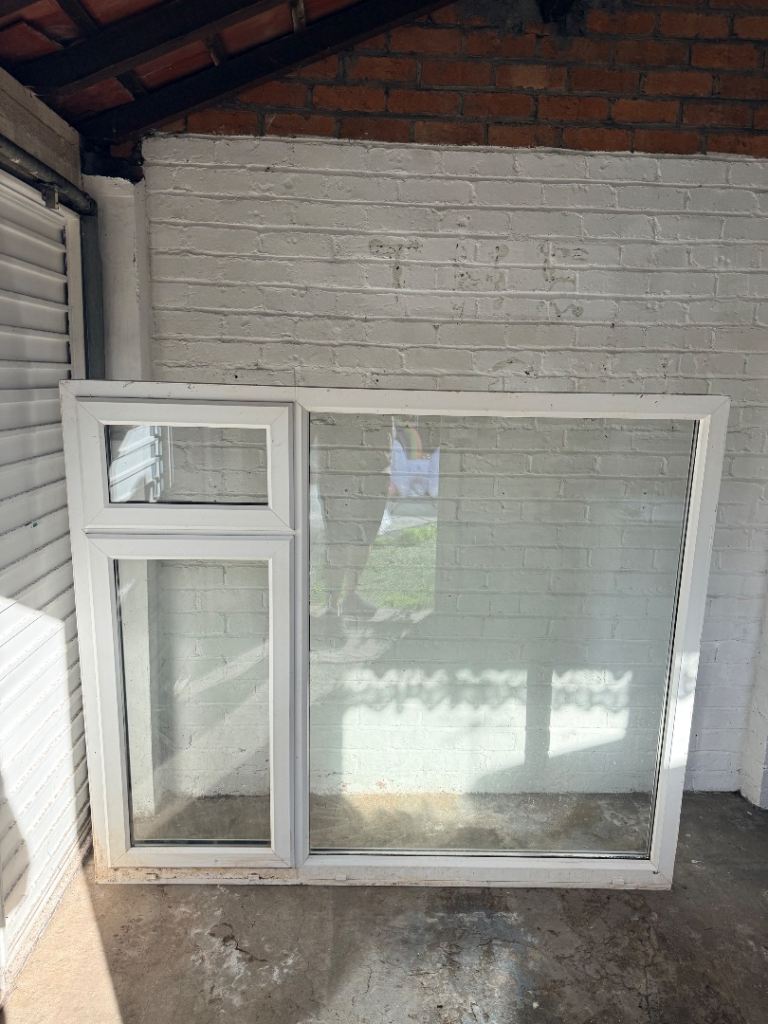 White uPVC Double Glazed Window – 176cm x 151cm – £50 ONO